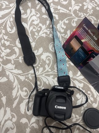 Cámara Canon usada una vez