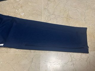 Pantalones Adidas Azules con Rayas Blancas