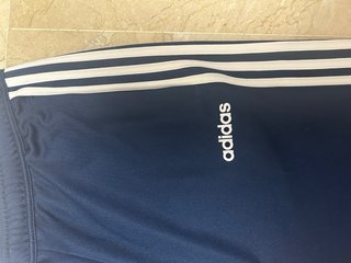 Pantalones Adidas Azules con Rayas Blancas