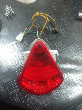 Piloto Trasero RS50