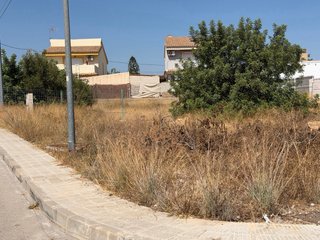 Parcela urbana de 401 m2 en Picassent (Valencia)