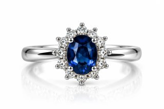 Anillo Plata con Zafiro Ovalado y Diamantes