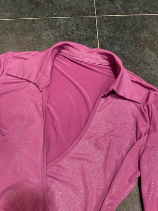 Vestito viola brillantinato con cintura