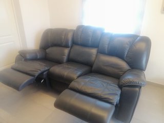 Sofá de piel negro 3 plazas