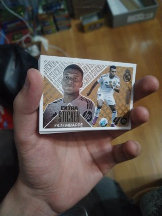 Liga este 2026 2027 Extra Sticker bronce Mbappe