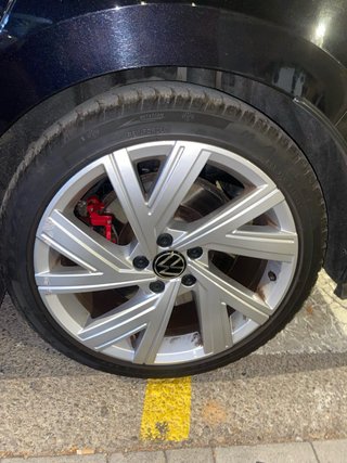 Juego de llantas y neumaticos nuevos Volkswagen