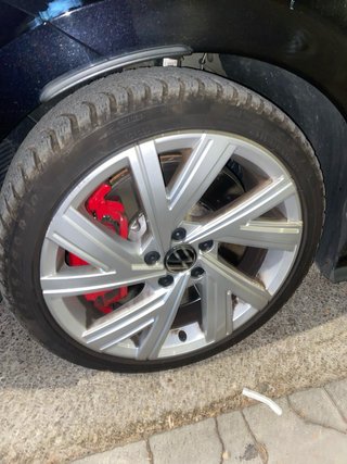 Juego de llantas y neumaticos nuevos Volkswagen