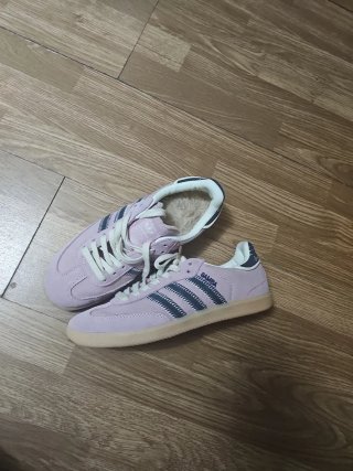 Zapatillas Adidas rosas talla 41