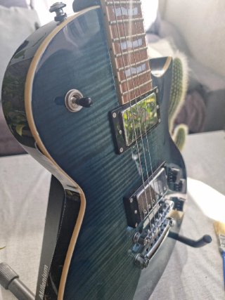 LTD ESP EC-256 Guitarra Eléctrica