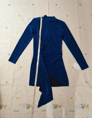 Vestido azul brillante fiesta