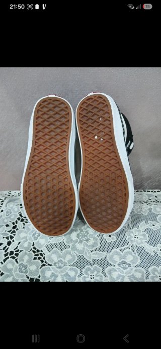 Scarpe Vans alte nere e bianche