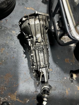 Caja de cambios BMW N47 E99