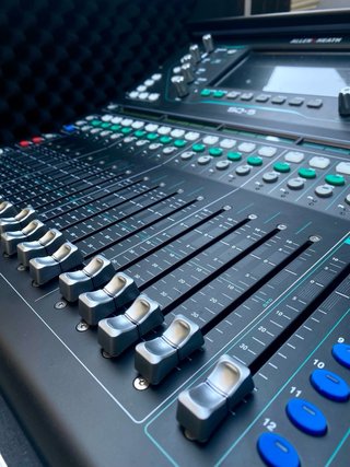 Taula de so digital Allen & Heath SQ-5
