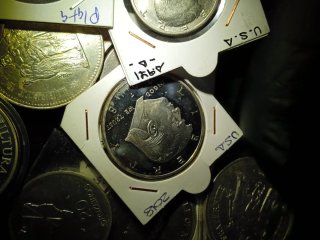 Lote Billetes, Sellos y Monedas de Plata