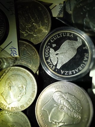 Lote Billetes, Sellos y Monedas de Plata