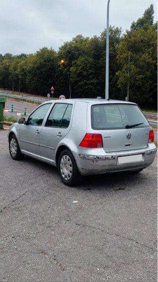 Volkswagen Golf 2002
