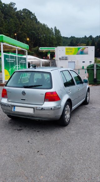 Volkswagen Golf 2002