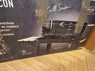 Barbacoa con ruedas Lidl nueva