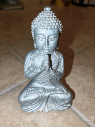 Figura Buda Decorativa Plateada