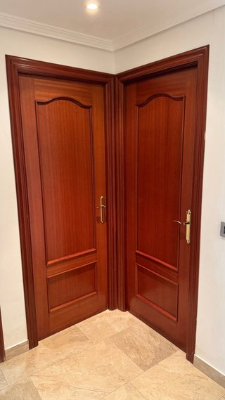 Puertas de madera maciza/interior varias unidades