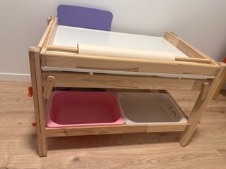 Scrivania per bambini FLISAT IKEA con panca