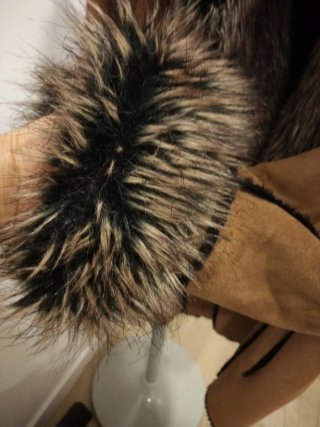 Chaqueta de piel forrada con pelo