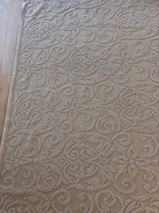 Alfombra Zara Home Beige Impecable. Medida 1,5 x 2