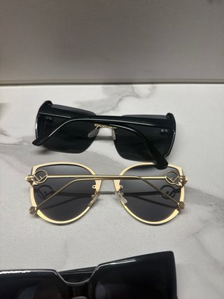 Occhiali da sole beige e rosa