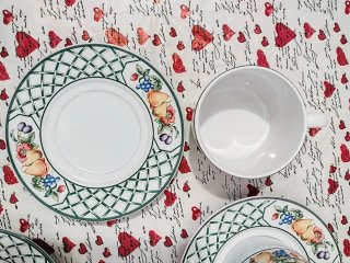 JUEGO VINTAGE CAFÉ O TÉ PORCELANA