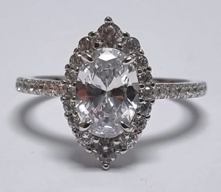 Anillo plata S925 piedra oval con halo