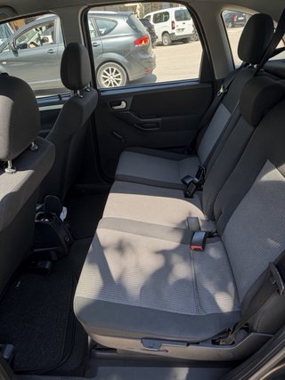 Opel Meriva 2005
