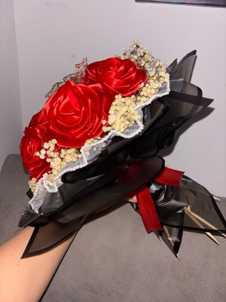 Rosas eternas hechas a mano