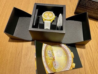 Swatch x OMEGA MoonSwatch - Solar Eclipse