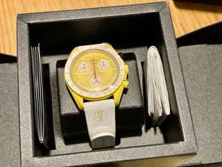 Swatch x OMEGA MoonSwatch - Solar Eclipse