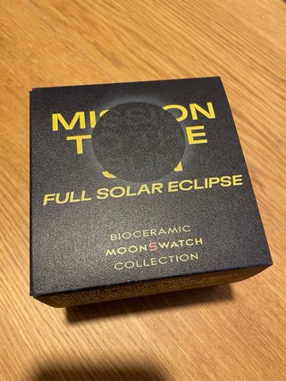 Swatch x OMEGA MoonSwatch - Solar Eclipse