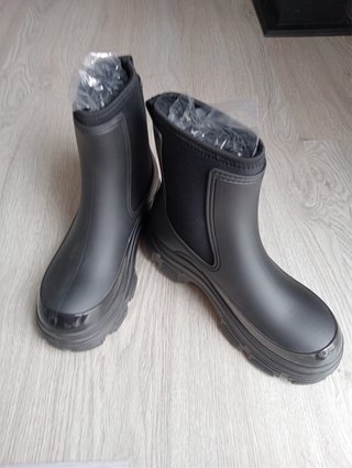 Botas de agua negras