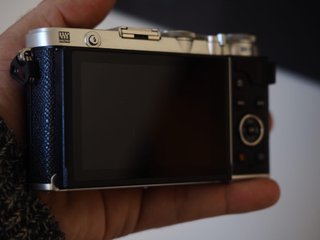 Olympus E-P7 (1200 disparos)