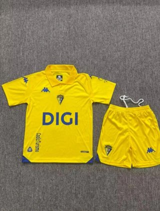 Camiseta y pantalón corto fútbol Kappa