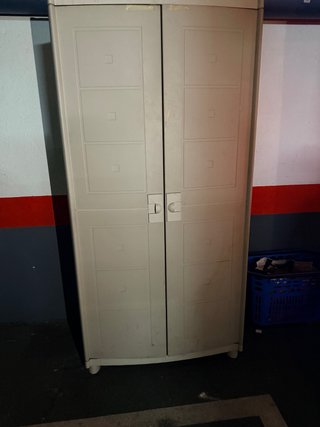 Armario Resina Alto 180x90x45 cm