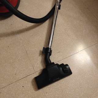 Aspirador Nilfisk Power P12 Rojo 2000 W