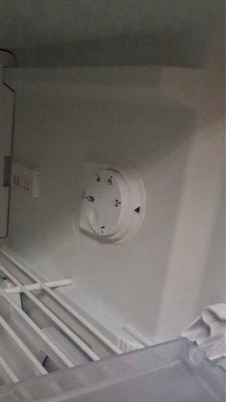Mini Congelador Beko Vertical NoFrost