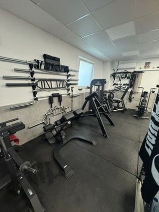 Equipamiento de gimnasio profesional