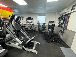 Equipamiento de gimnasio profesional