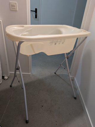 Bañera para bebé con soporte