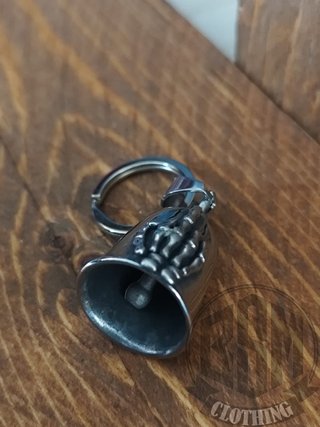 Guardian Bell - Ciondolo Mano Scheletro