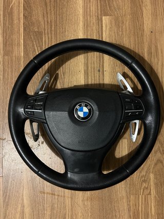 Volante BMW F10 con levas