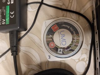PSP 1004 + GTA Vice City