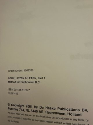 Libro de bombardino Look, Listen & Learn 1