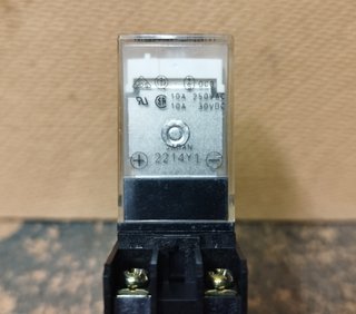 Relé OMRON MY2N-D2 24VDC