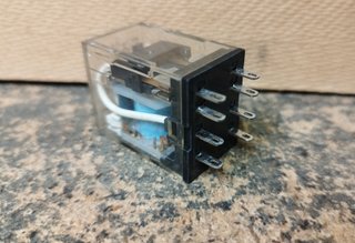 Relé OMRON MY2N-D2 24VDC